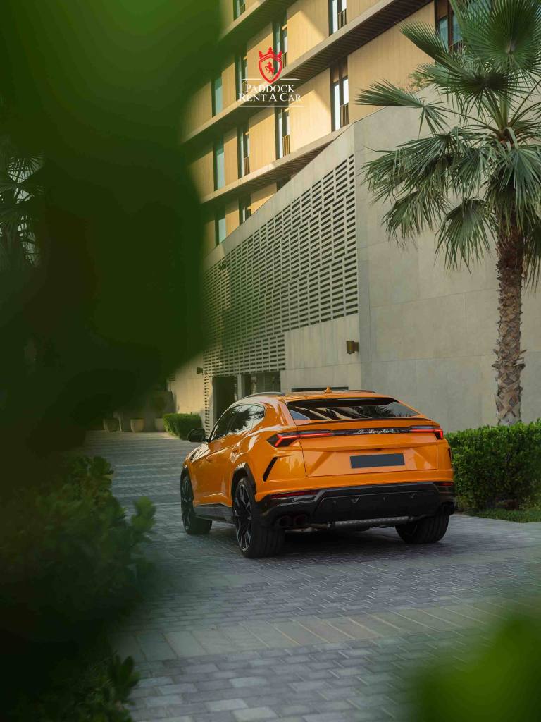 Lamborghini URUS (Orange)